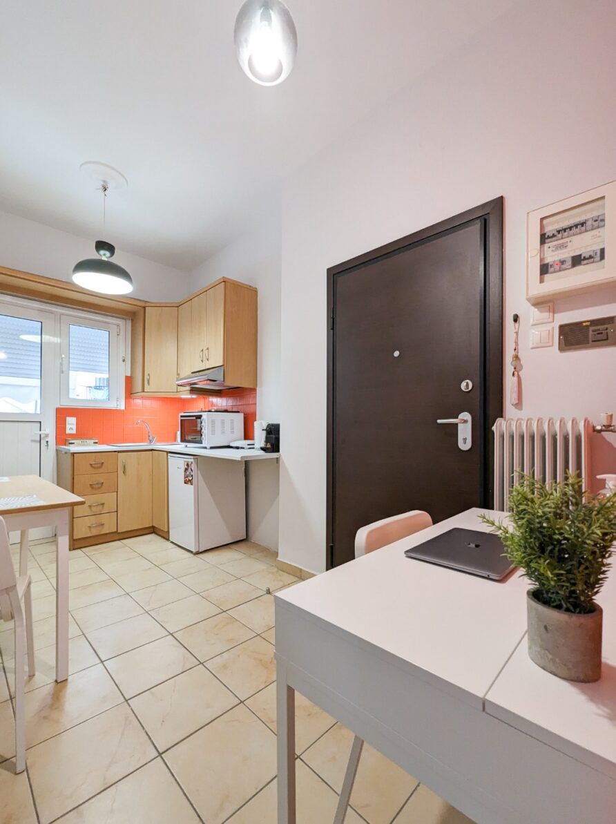 @Mets – Cozy 1BD, elevated ground floor apt next to Kallimarmaro Stadium